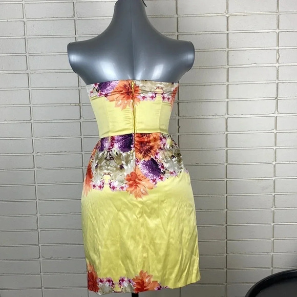 NWT  Yellow Floral print yellow strapless shift dress sweetheart neck size small - Picture 3 of 13